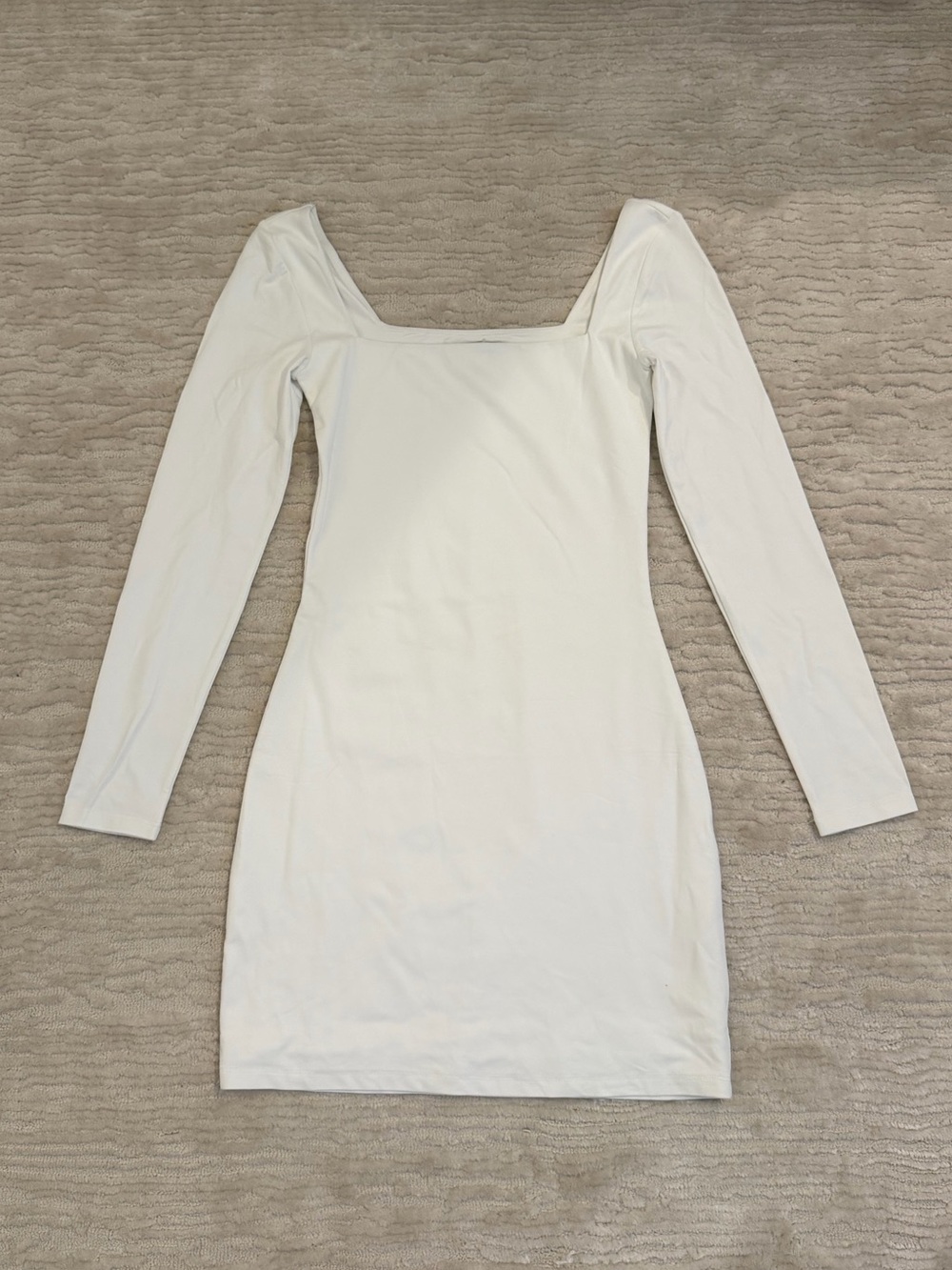 Aritzia contour square neck long sleeve mini dress